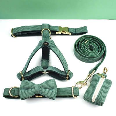 Emerald velvet walk set